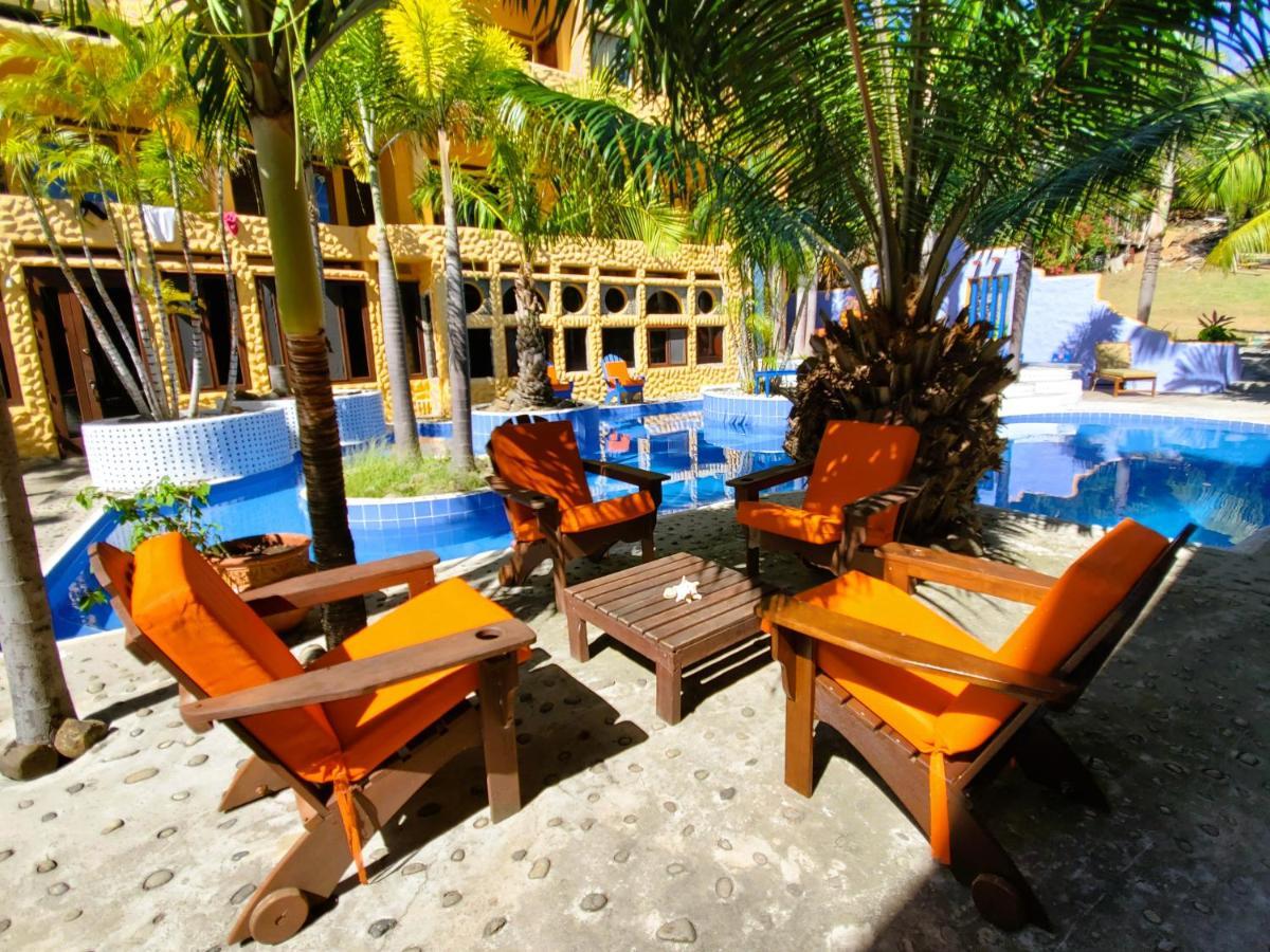 Reef View Pavilions - Villas & Condos Lance aux Epines Exterior photo