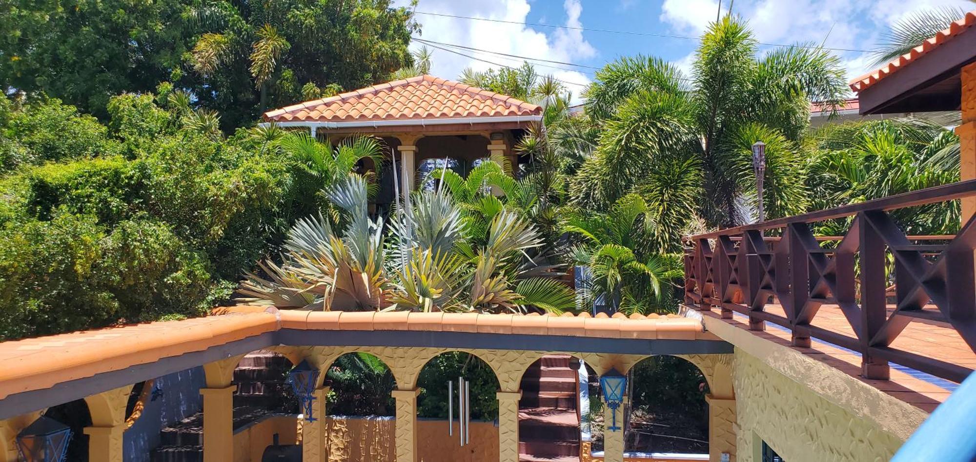 Reef View Pavilions - Villas & Condos Lance aux Epines Exterior photo